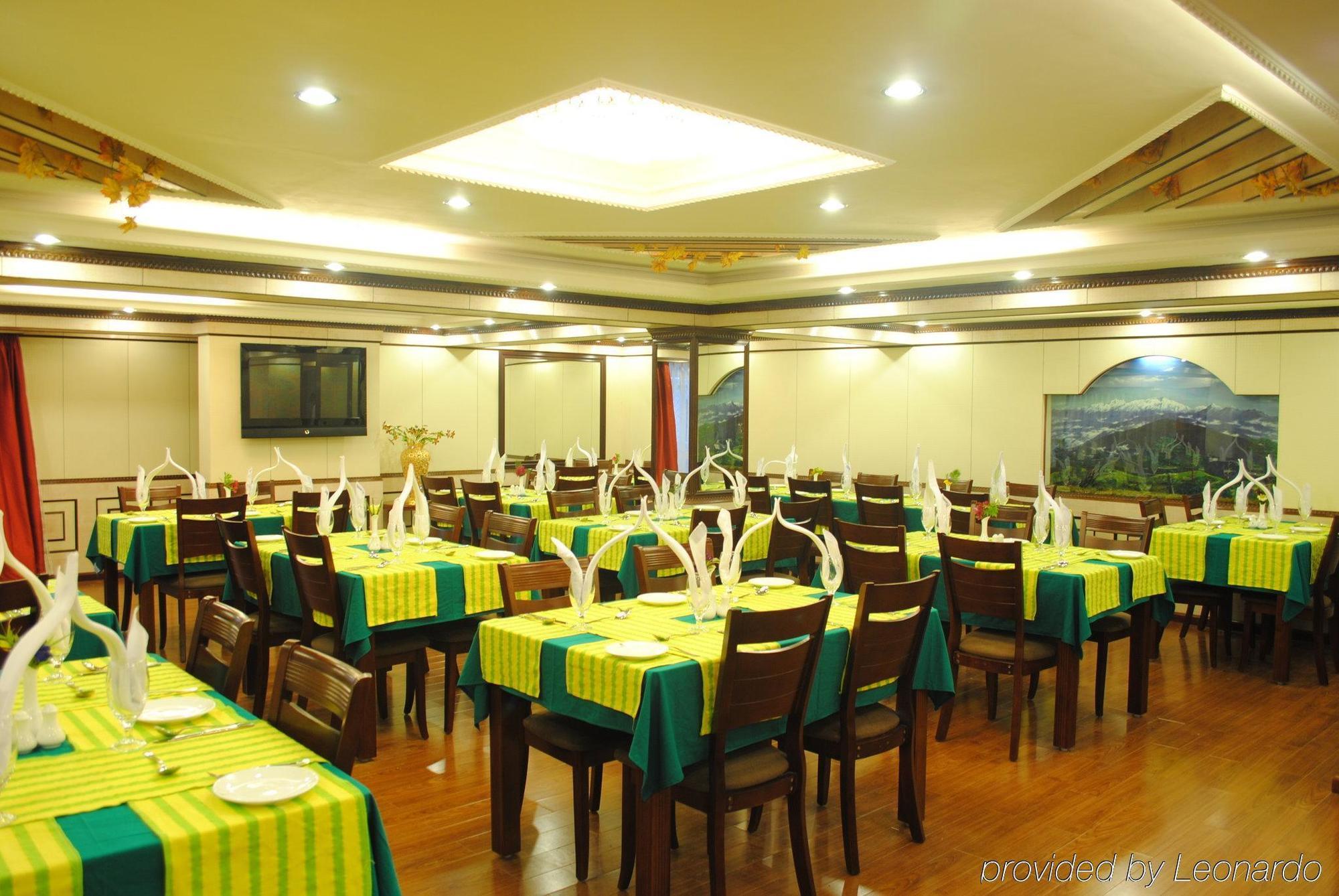 R.J.Resorts Darjeeling (West Bengal) Restaurante foto